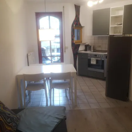 1,5 Zi 43 Qm Im Zentrum Von Plochingen, Frisch Renoviert Und Voll Ausgestattet * Plochingen