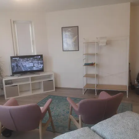 1,5 Zi 43 Qm Im Zentrum Von Plochingen, Frisch Renoviert Und Voll Ausgestattet Apartment Plochingen